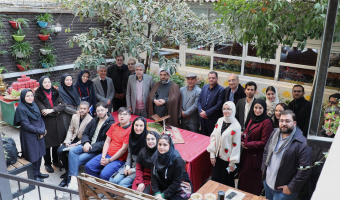 برگزاری جشن یلدای ایرانی با حضور هیئت‌رئیسۀ محترم دانشگاه علامه طباطبائی و فارسی آموزان غیرایرانی مرکز آمورش زبان فارسی