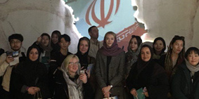 بازدید فارسی آموزان دانشگاه علامه طباطبایی از باغ موزۀ دفاع مقدس